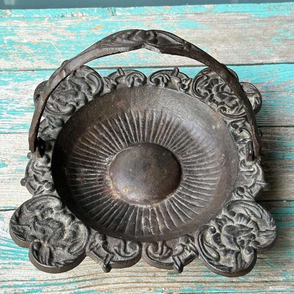 Antique Cast Basket Iron 9.5 Inch Victorian‎ Ornate Centerpiece Handle Sunburst